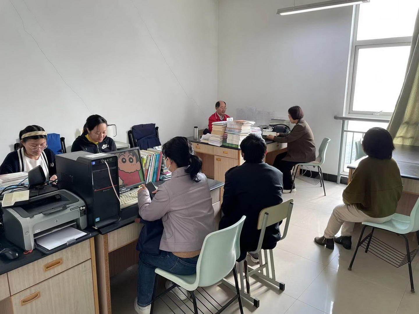 外国语学院教师召开研讨会