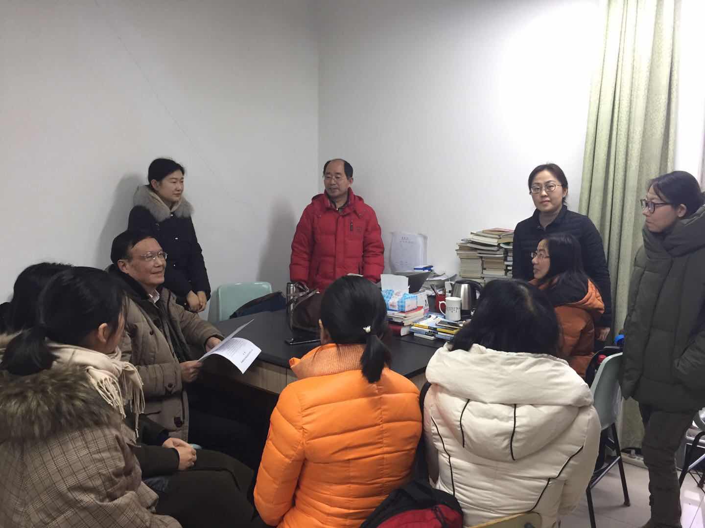 著名翻译家韩忠华教授向外国语学院教师传授教学经验